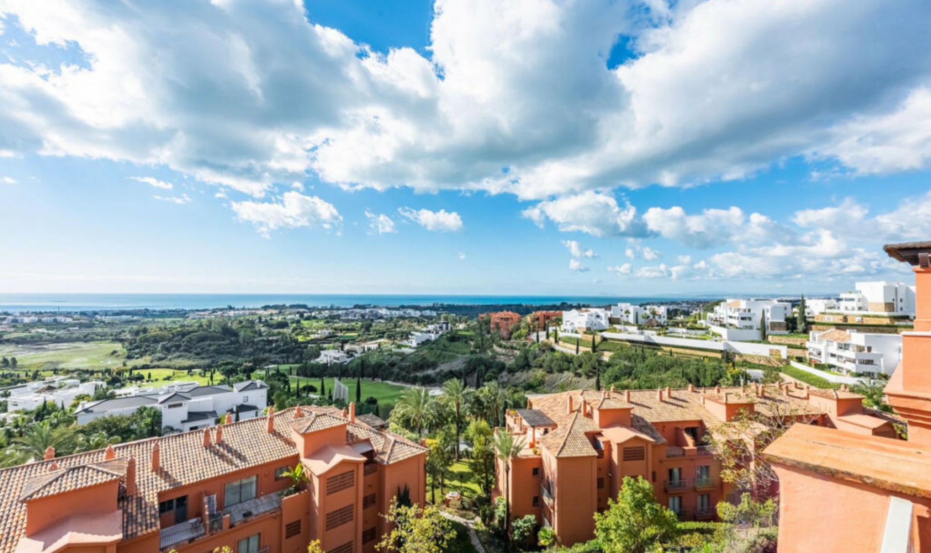 Resale - Apartment -
Los Flamingos