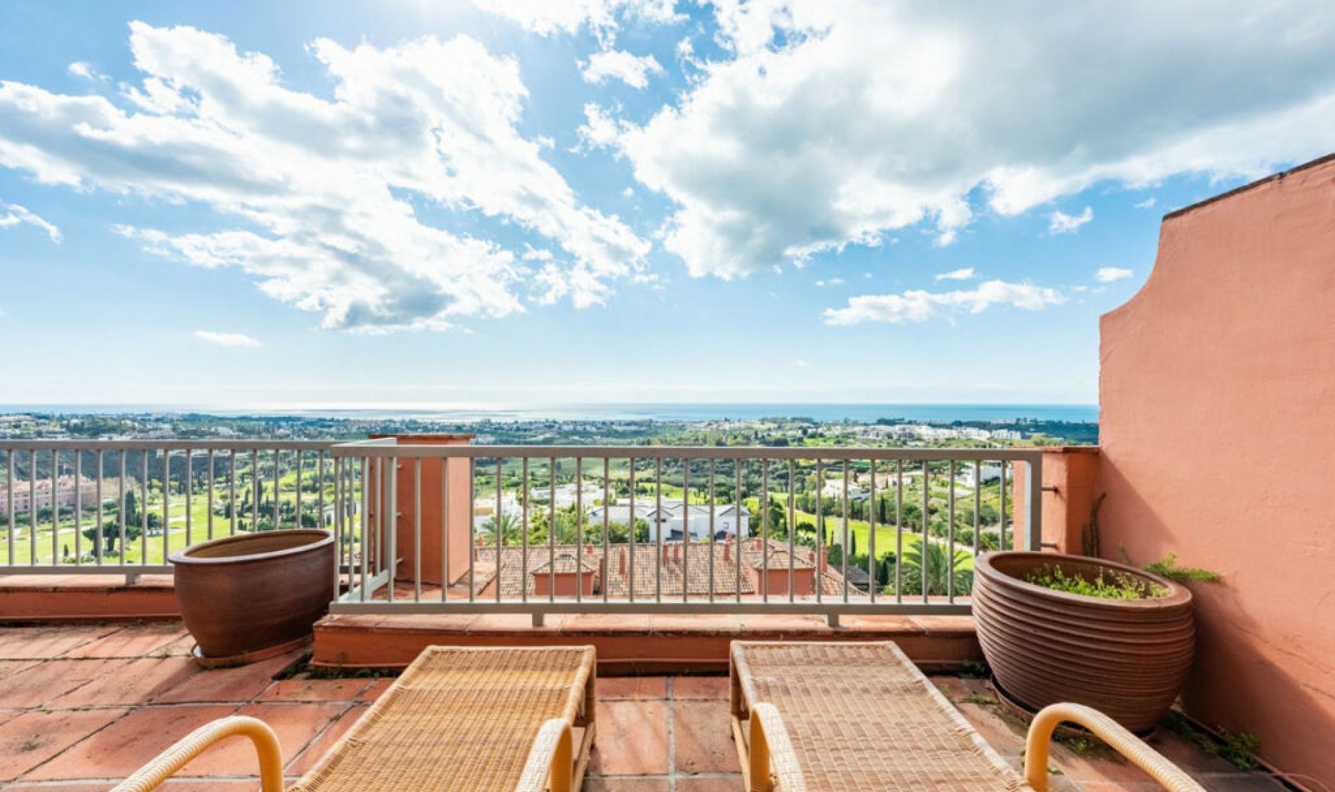 Resale - Apartment -
Los Flamingos