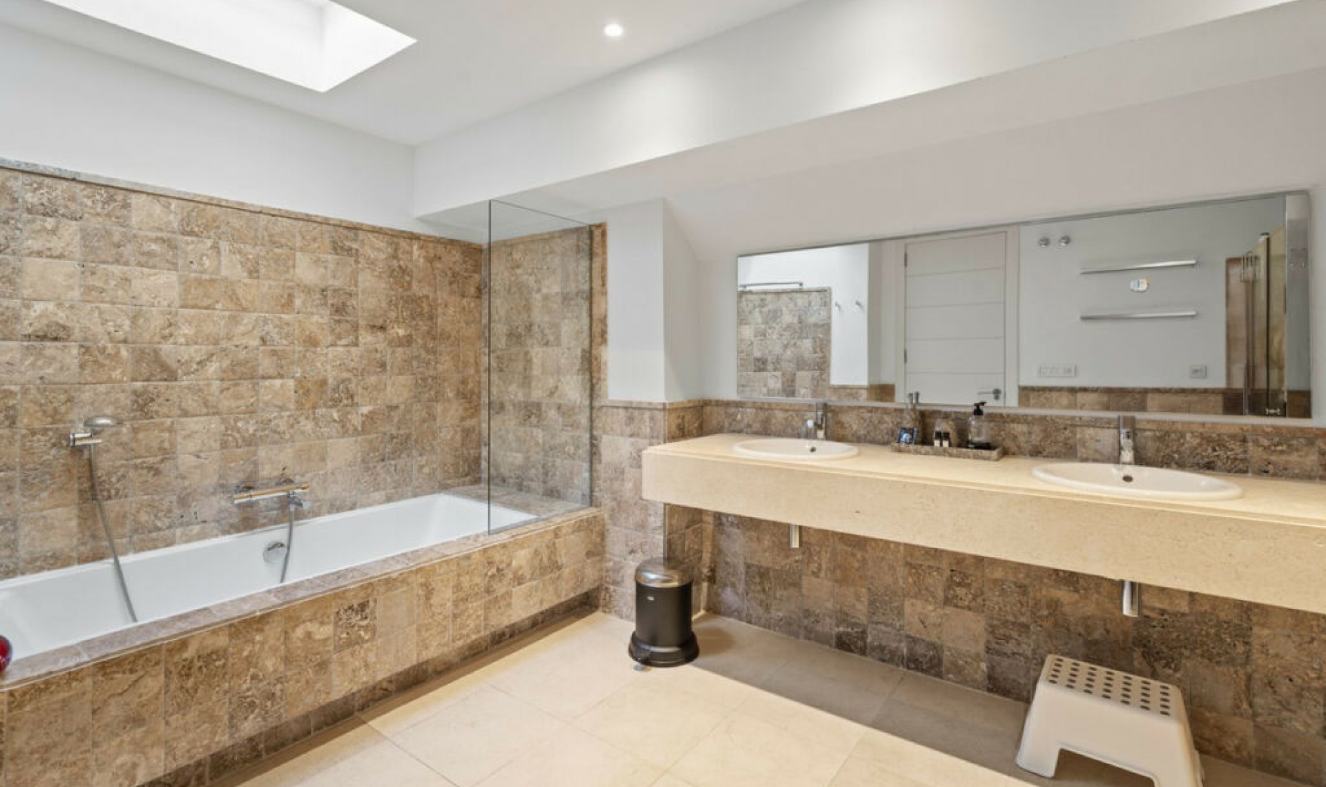 Resale - Apartment -
Los Flamingos