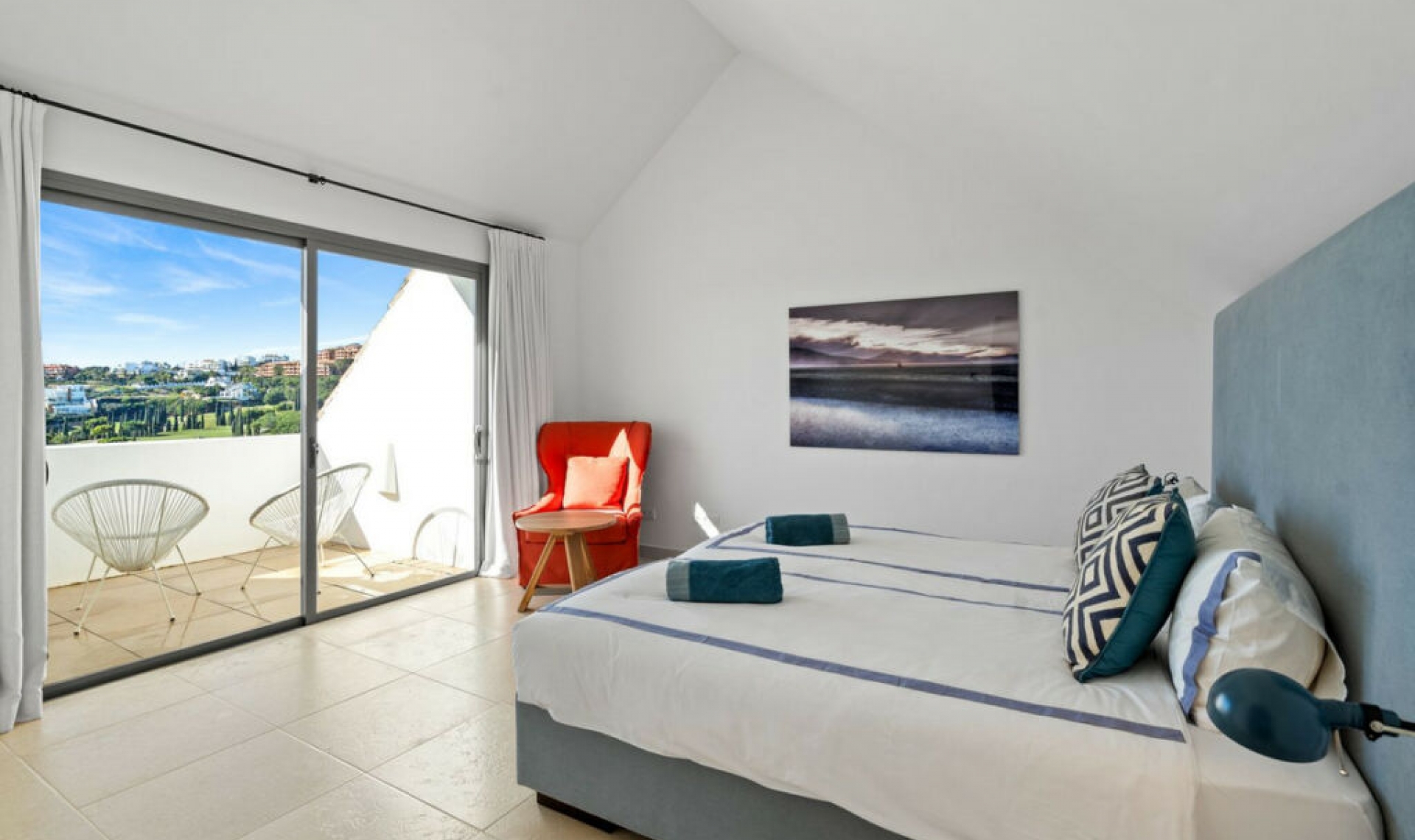 Resale - Apartment -
Los Flamingos