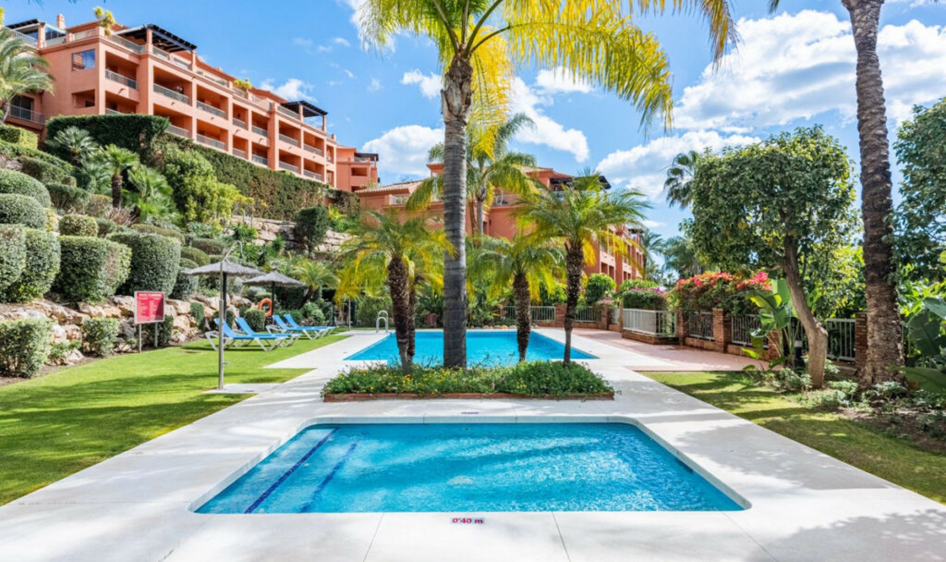 Resale - Apartment -
Los Flamingos