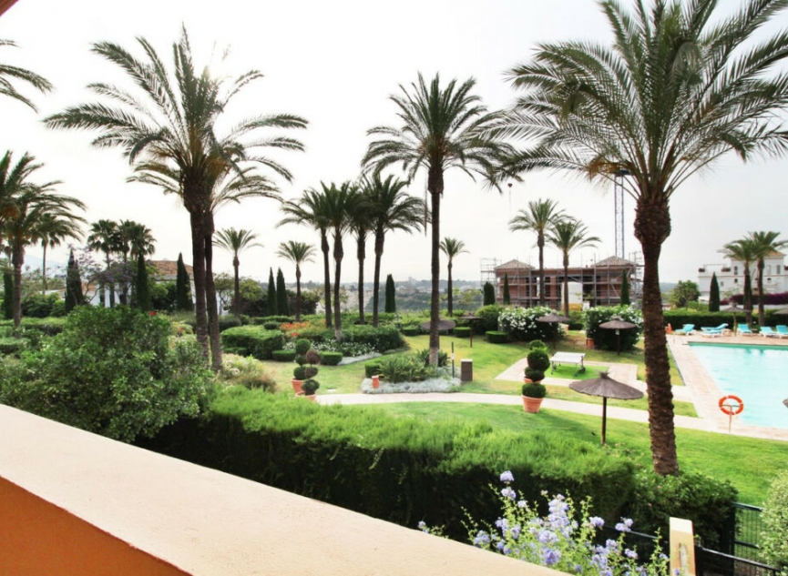 Resale - Apartment -
Los Flamingos