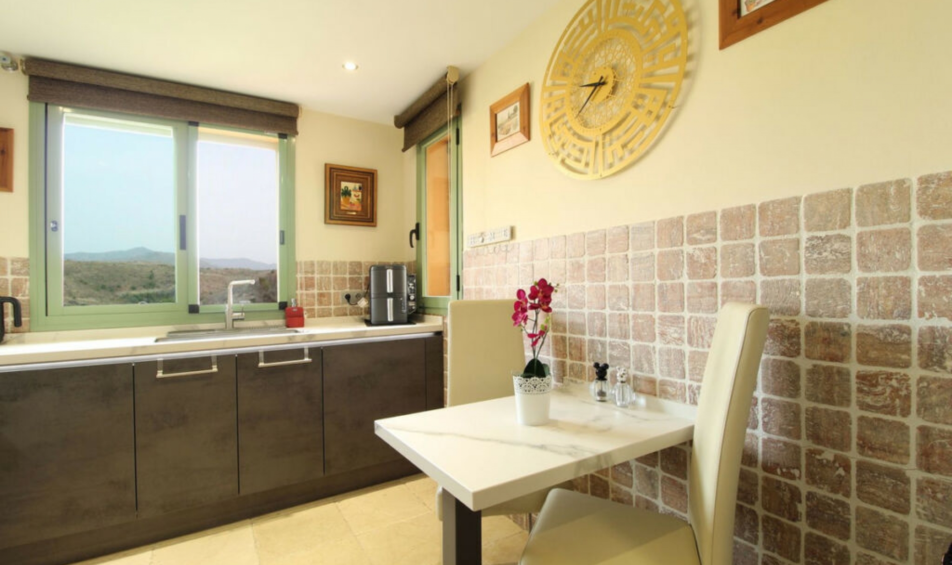 Resale - Apartment -
Los Flamingos