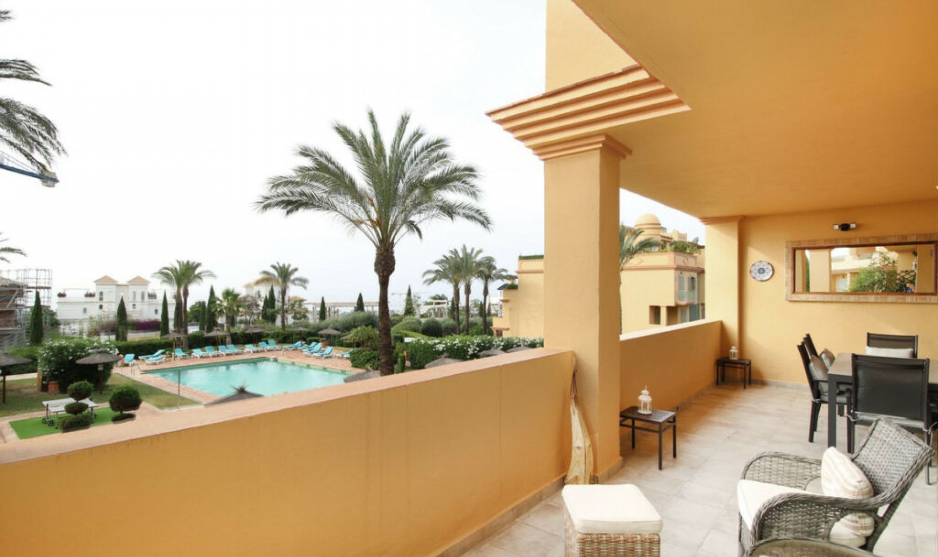 Resale - Apartment -
Los Flamingos