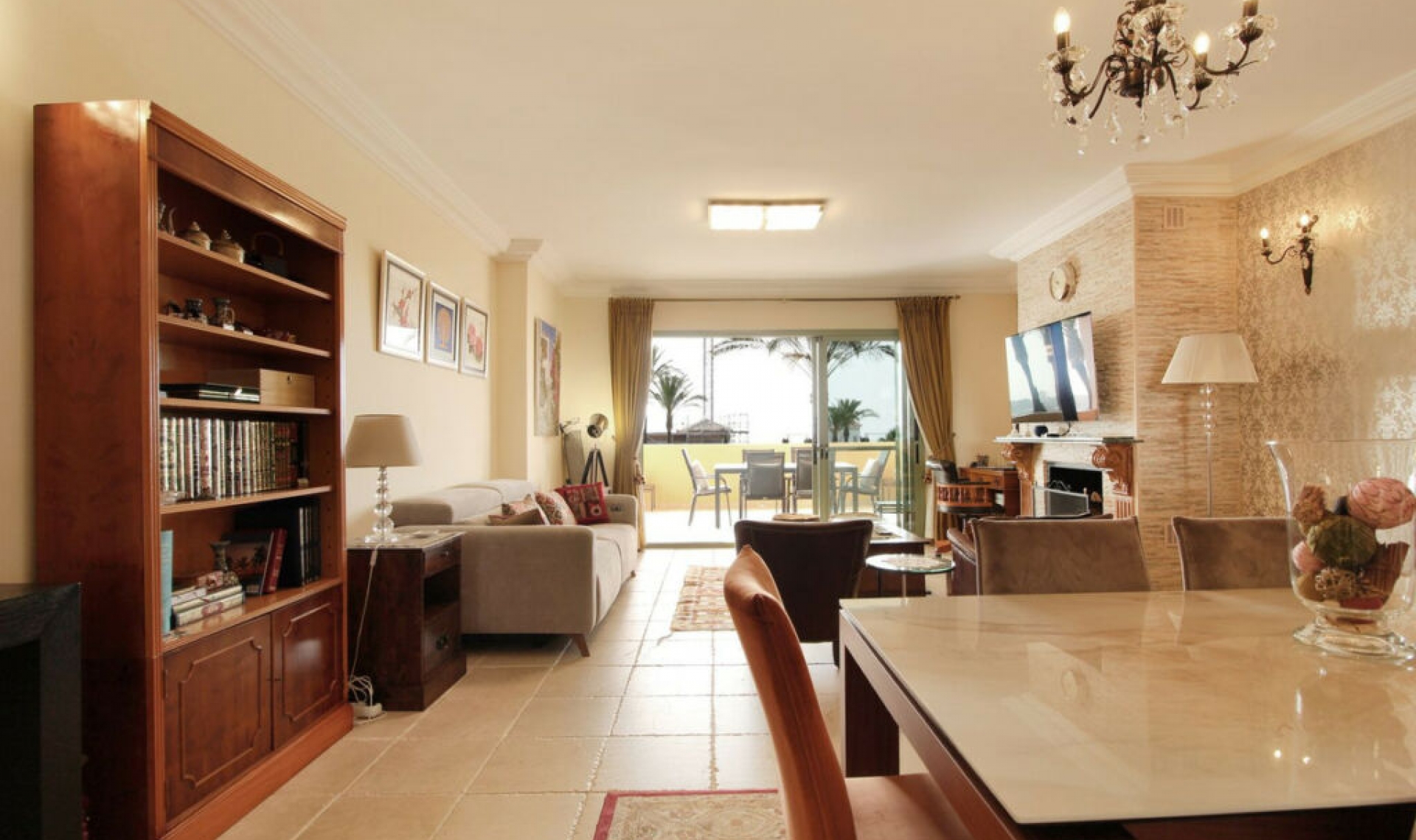 Resale - Apartment -
Los Flamingos