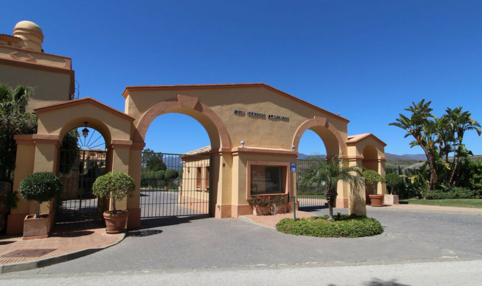 Resale - Apartment -
Los Flamingos