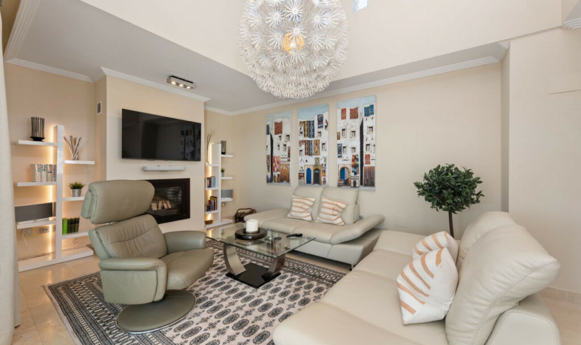 Resale - Apartment -
Los Flamingos