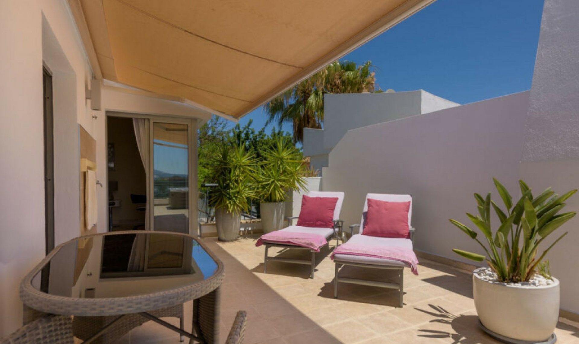 Resale - Apartment -
Los Flamingos