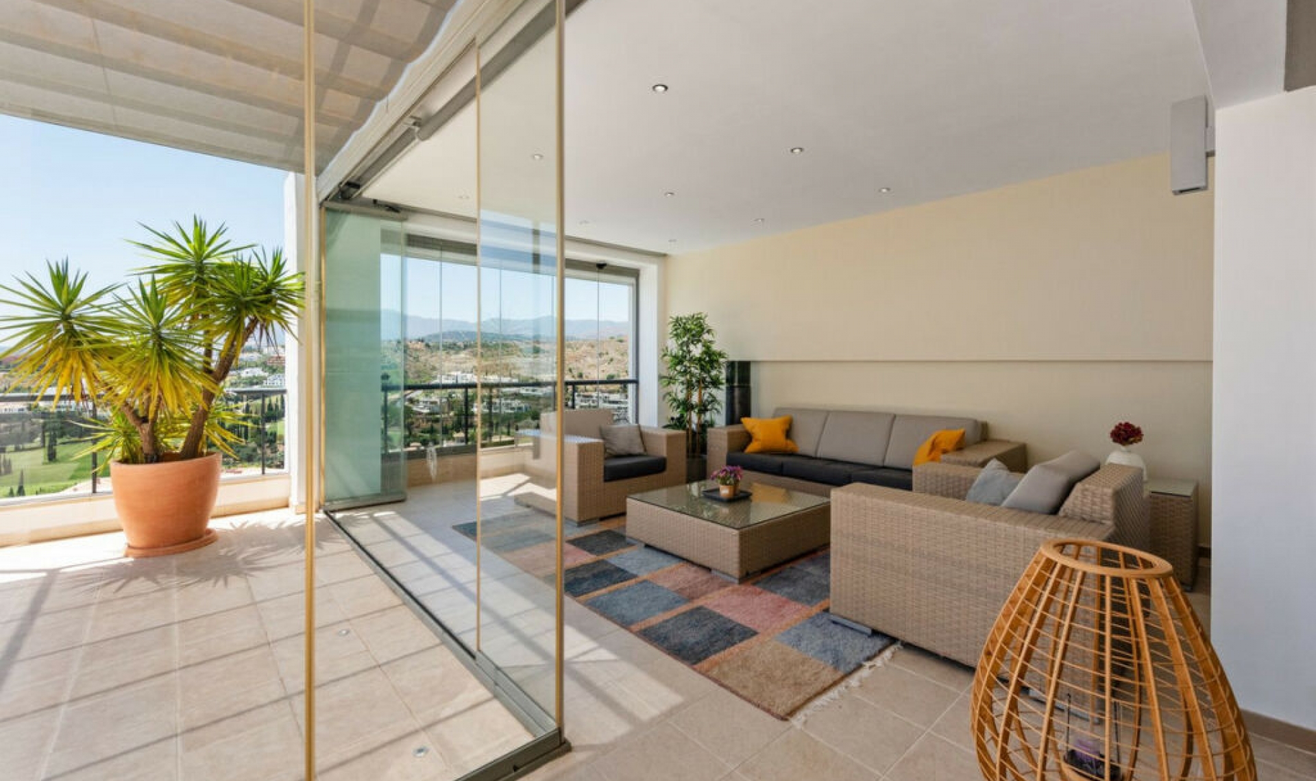 Resale - Apartment -
Los Flamingos