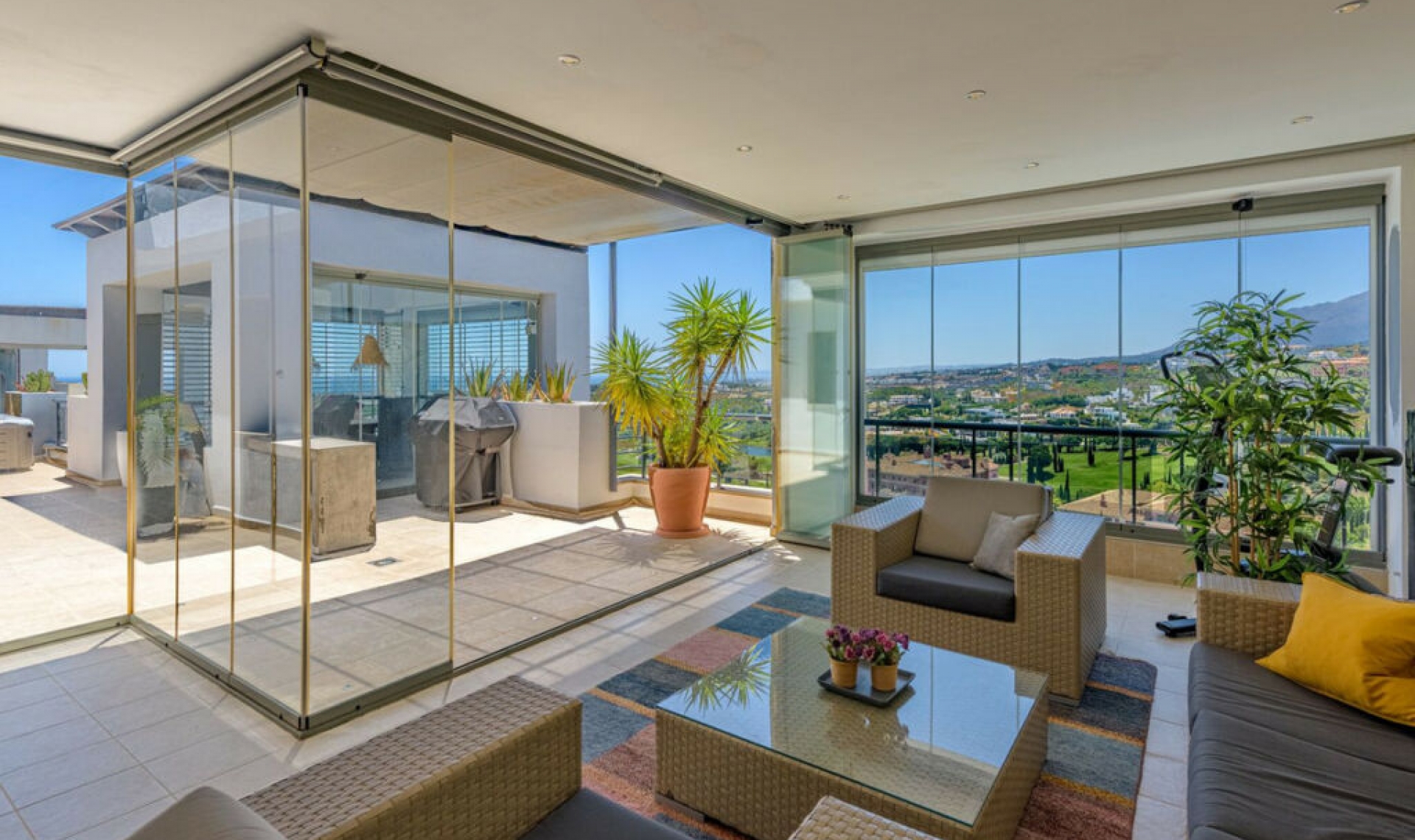 Resale - Apartment -
Los Flamingos