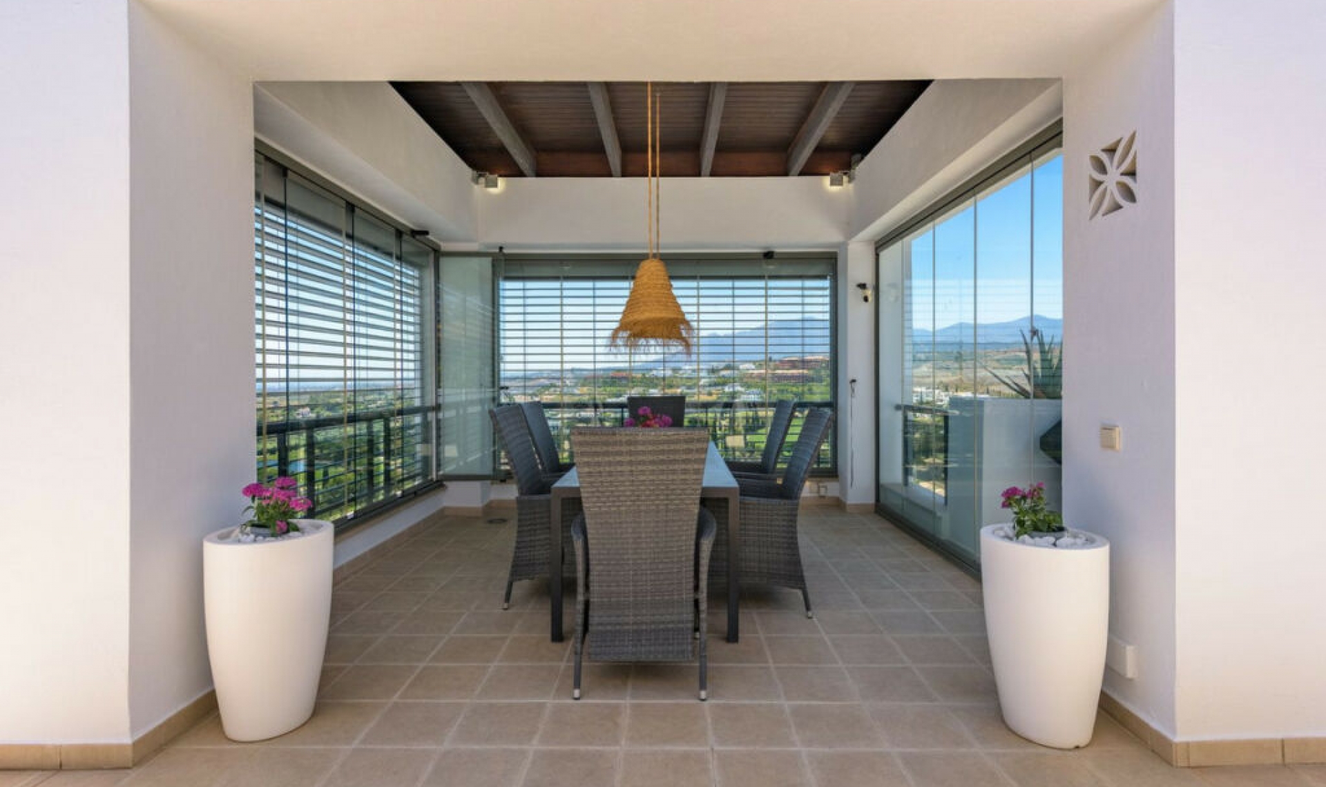 Resale - Apartment -
Los Flamingos