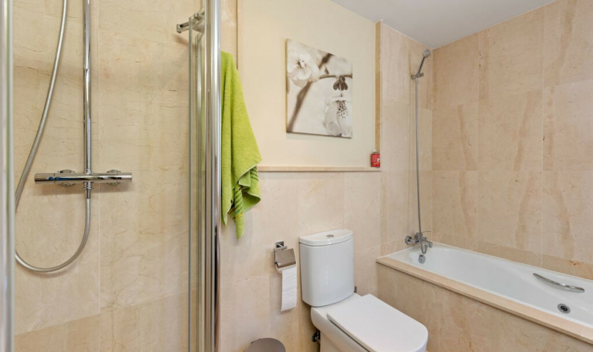 Resale - Apartment -
Los Flamingos