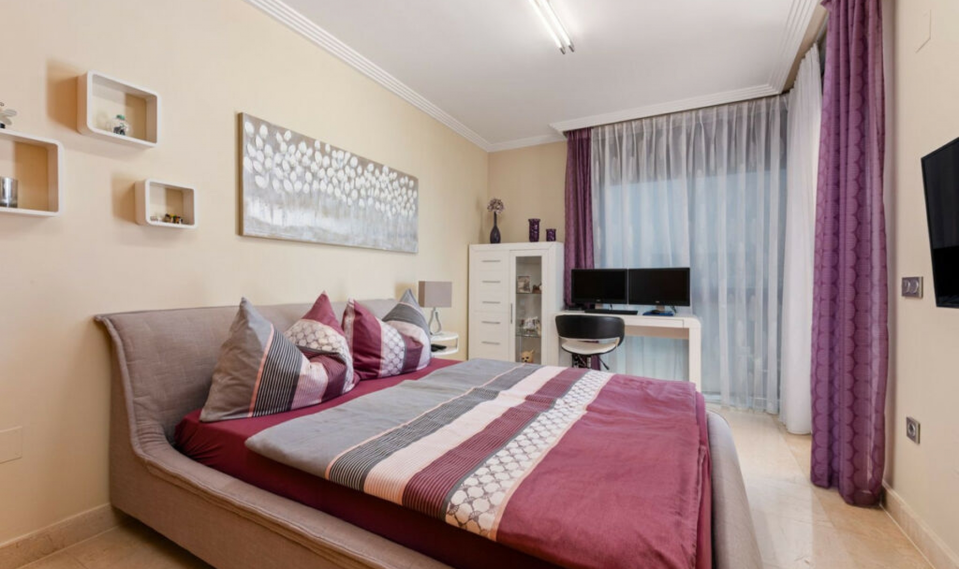 Resale - Apartment -
Los Flamingos