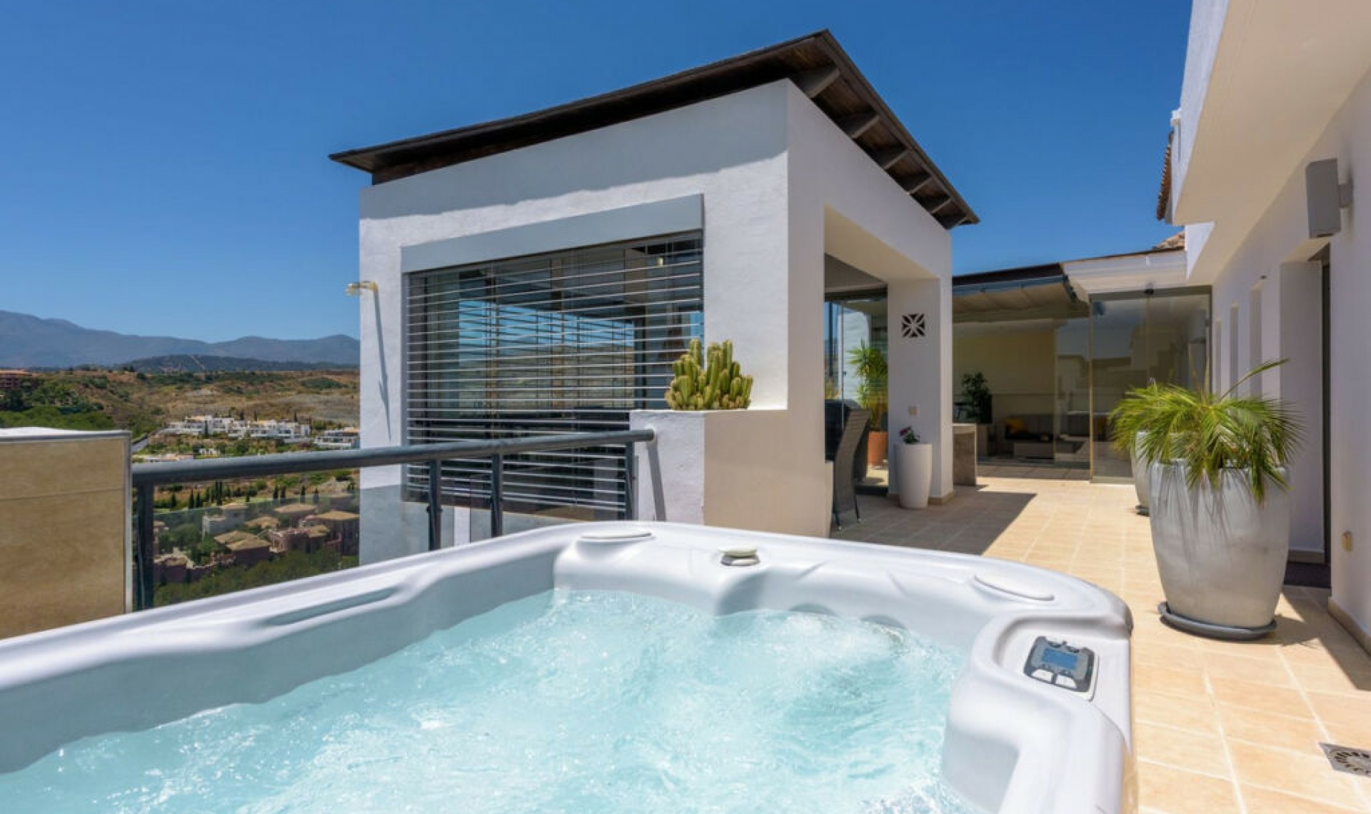 Resale - Apartment -
Los Flamingos