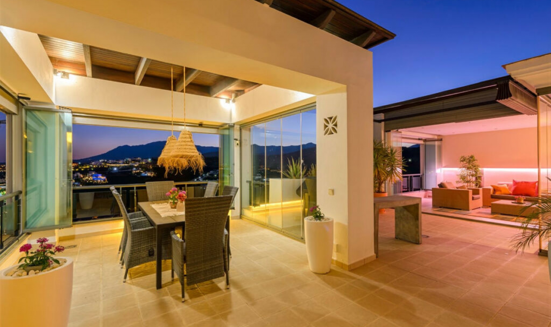 Resale - Apartment -
Los Flamingos