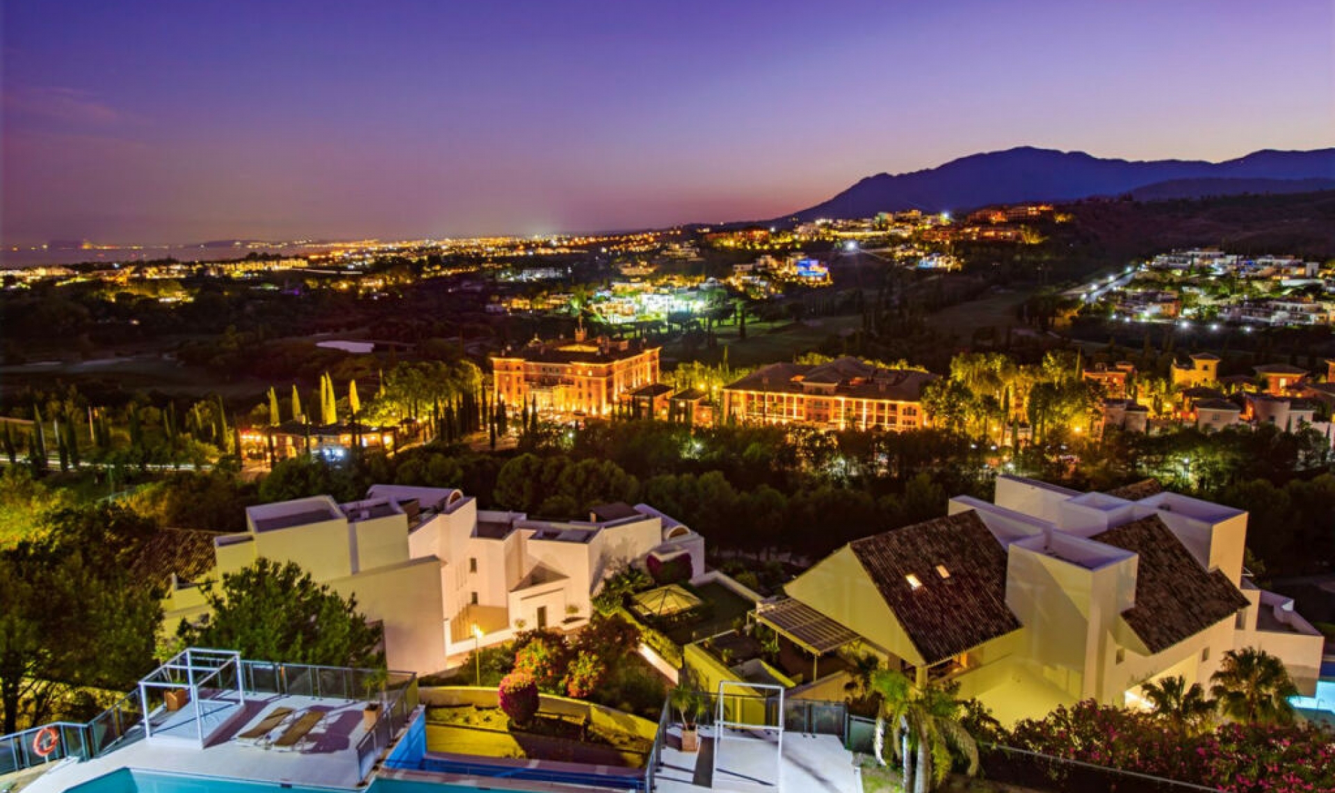 Resale - Apartment -
Los Flamingos