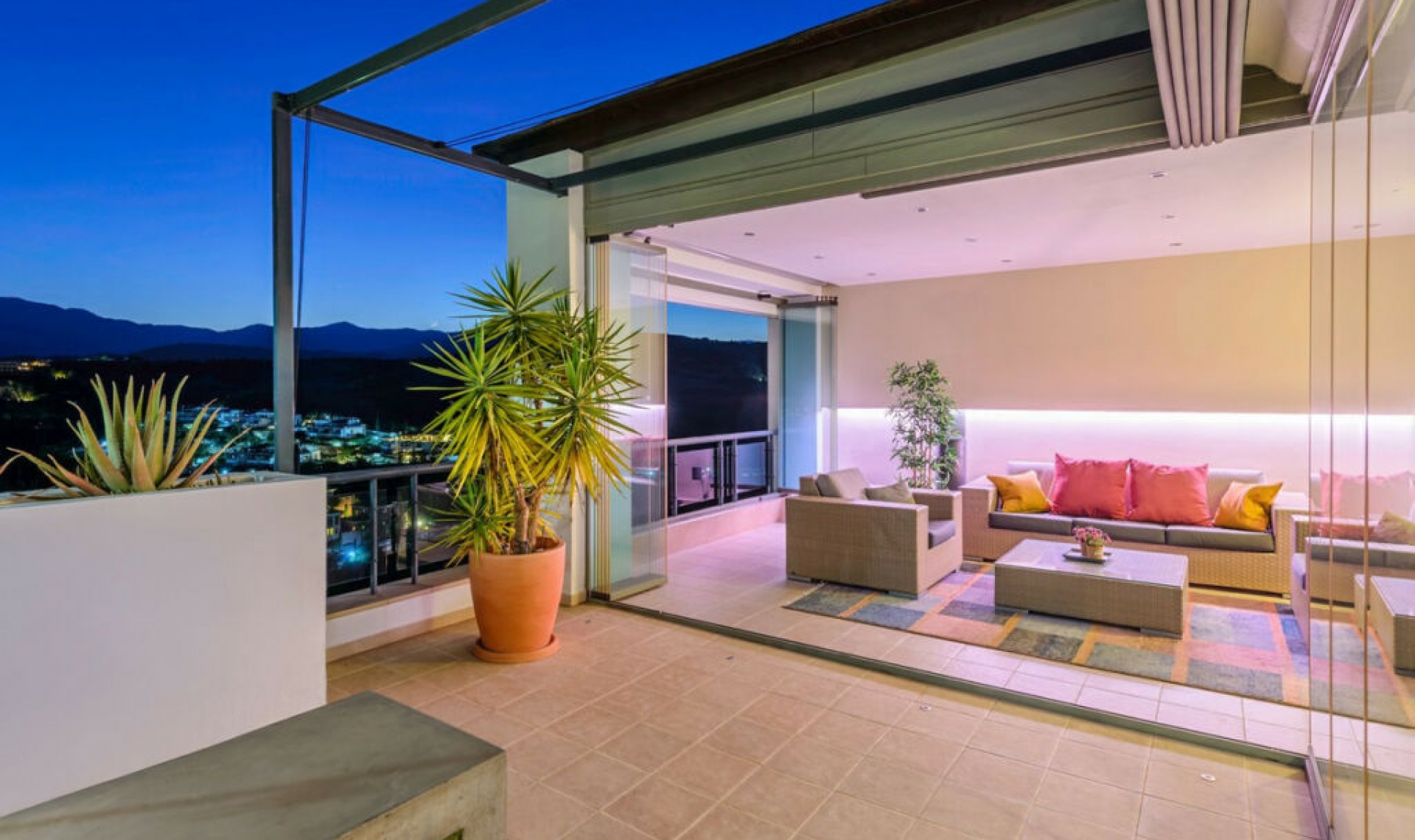 Resale - Apartment -
Los Flamingos