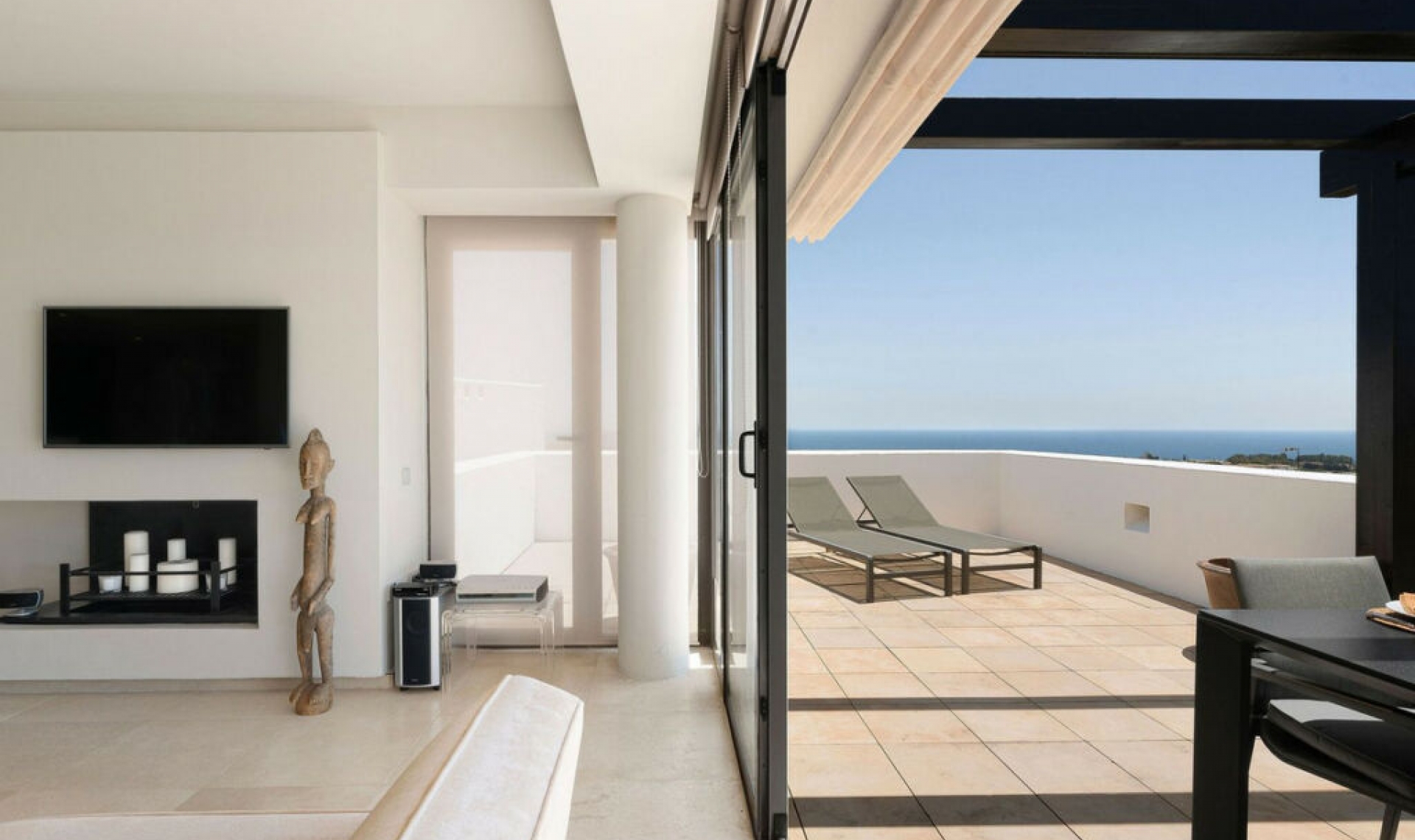 Resale - Apartment -
Los Flamingos