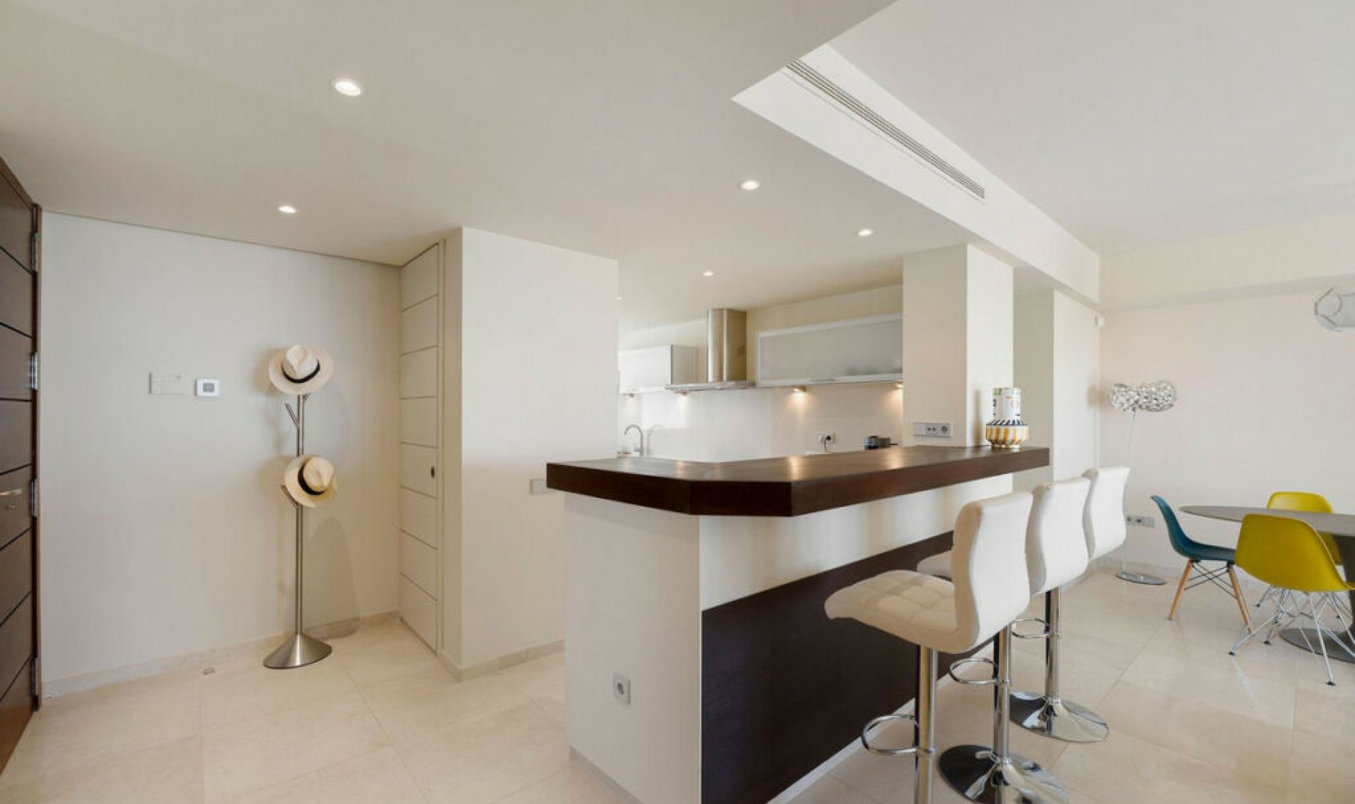 Resale - Apartment -
Los Flamingos