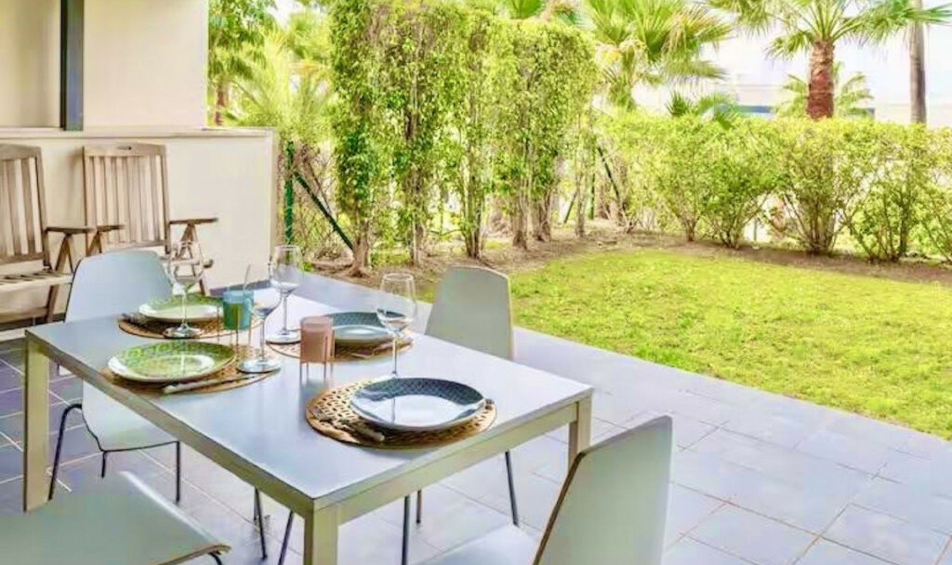 Resale - Apartment -
Los Flamingos