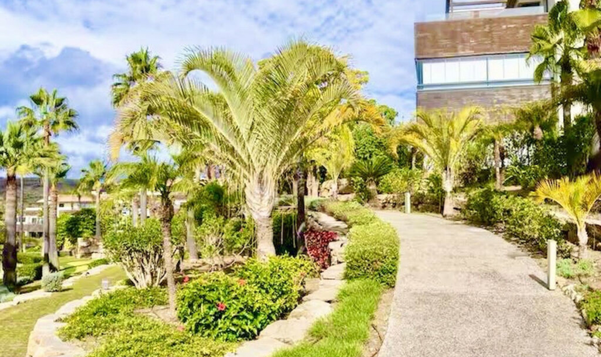 Resale - Apartment -
Los Flamingos