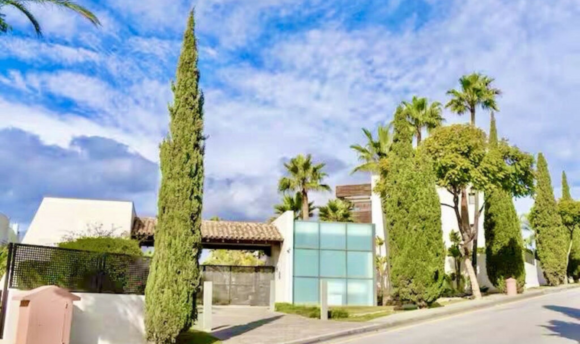 Resale - Apartment -
Los Flamingos