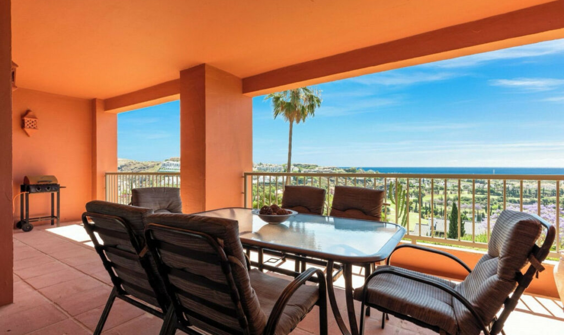 Resale - Apartment -
Los Flamingos