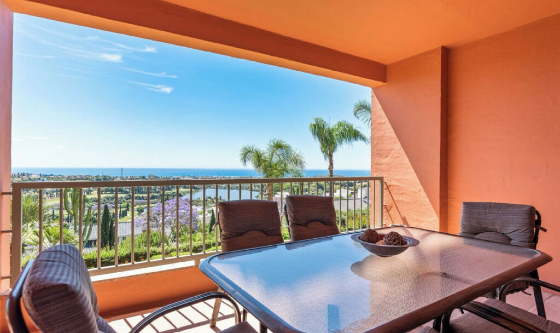 Resale - Apartment -
Los Flamingos