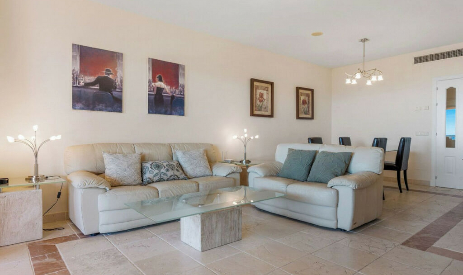 Resale - Apartment -
Los Flamingos