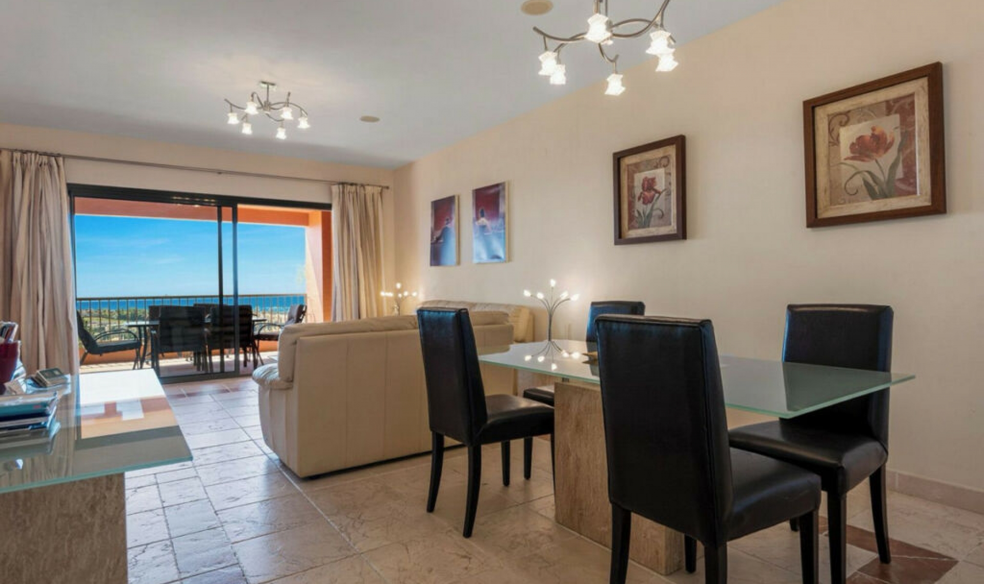 Resale - Apartment -
Los Flamingos