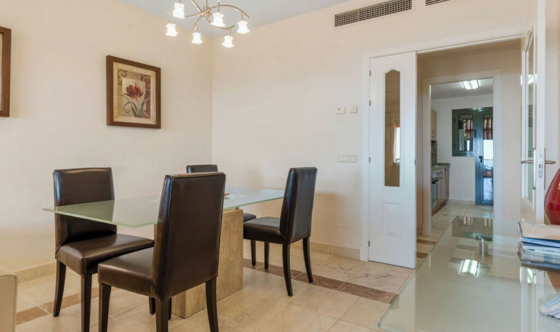 Resale - Apartment -
Los Flamingos