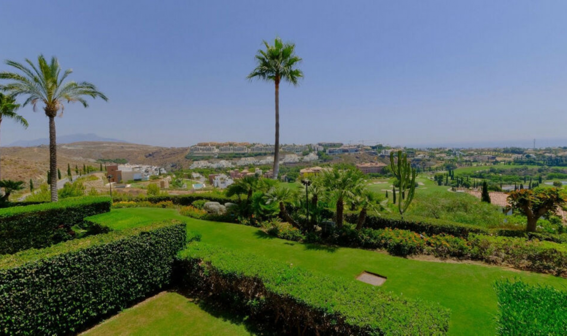 Resale - Apartment -
Los Flamingos