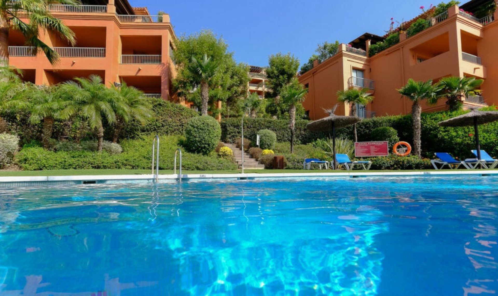 Resale - Apartment -
Los Flamingos