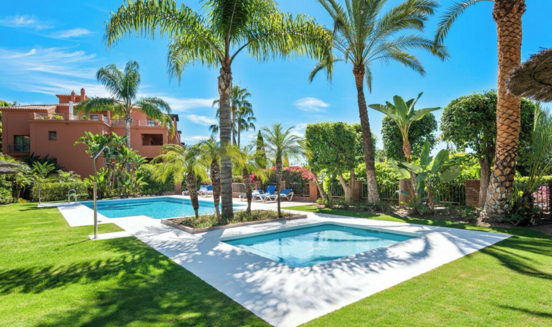 Resale - Apartment -
Los Flamingos