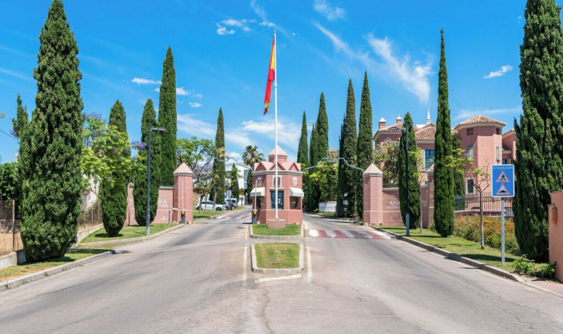 Resale - Apartment -
Los Flamingos