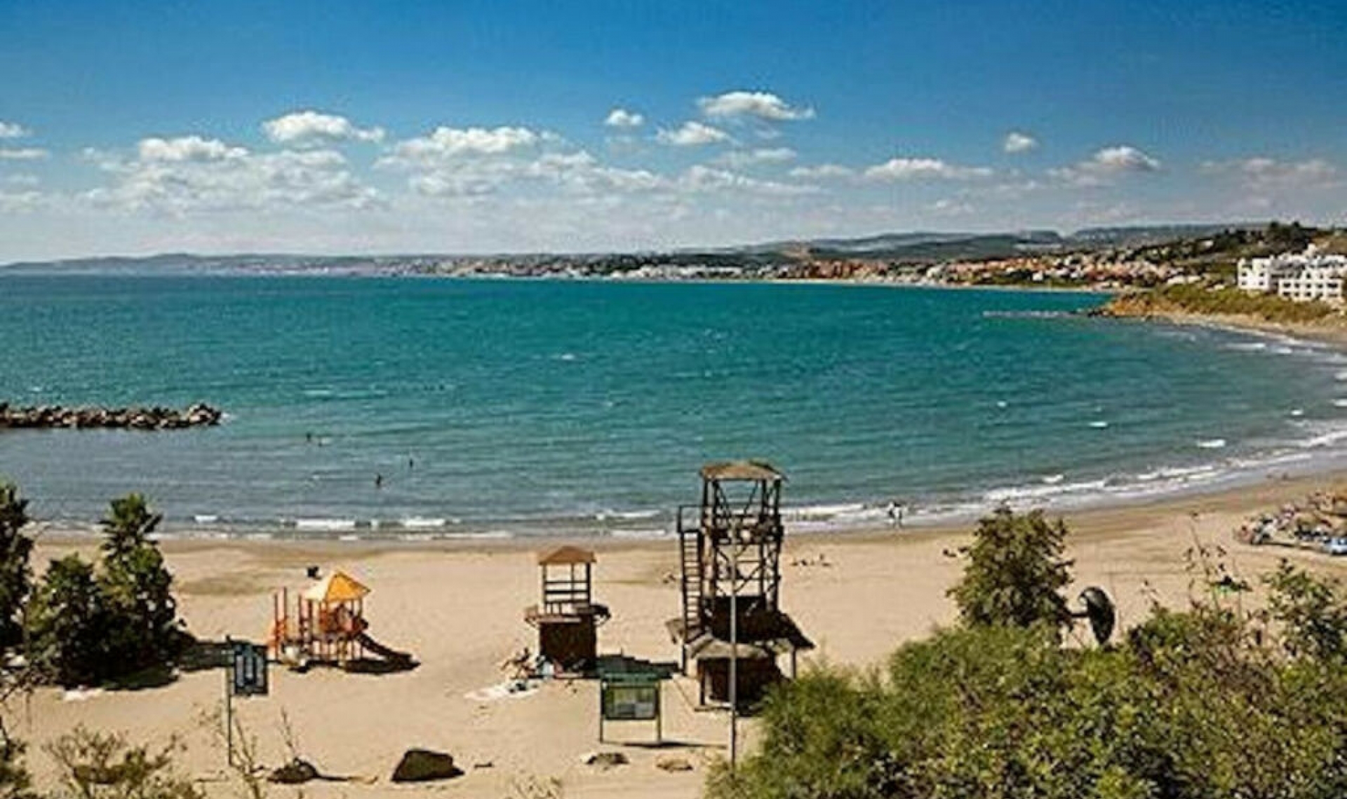 Resale - Apartment -
Los Flamingos