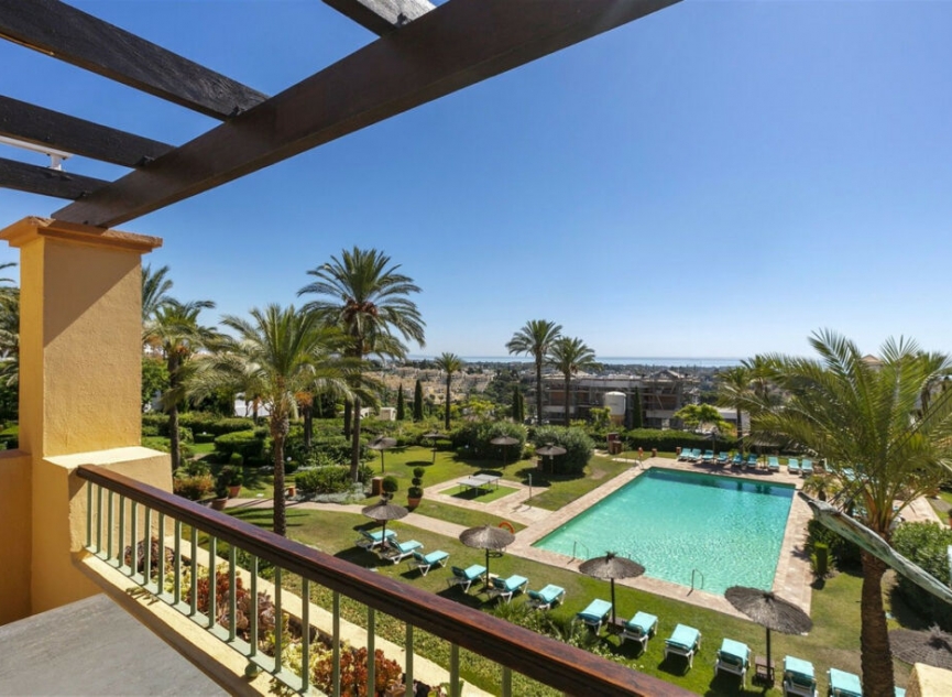 Resale - Apartment -
Los Flamingos