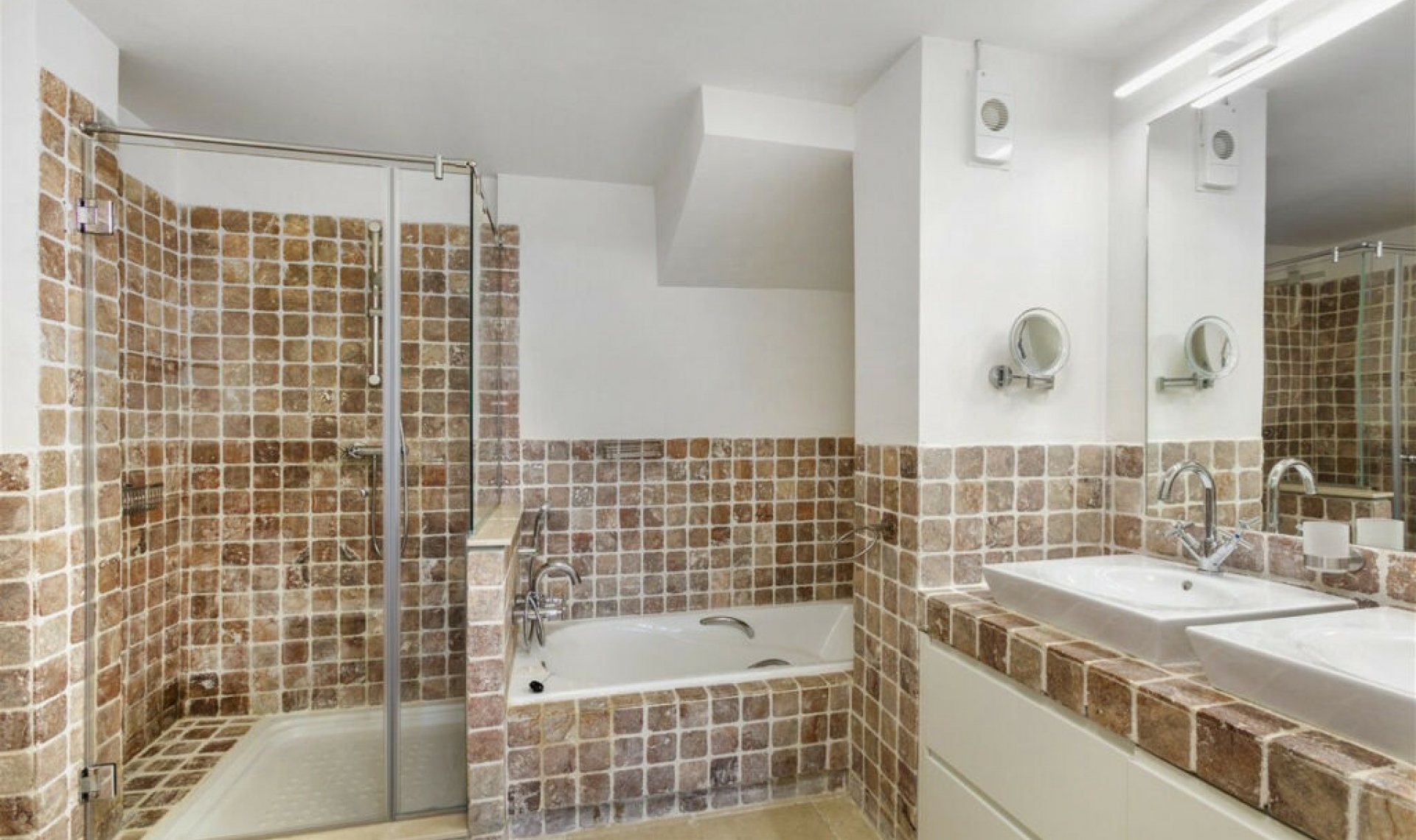 Resale - Apartment -
Los Flamingos