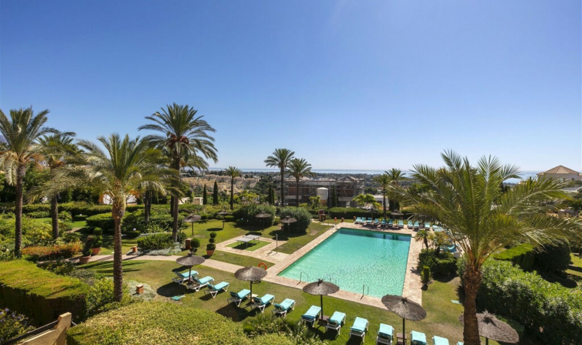 Resale - Apartment -
Los Flamingos