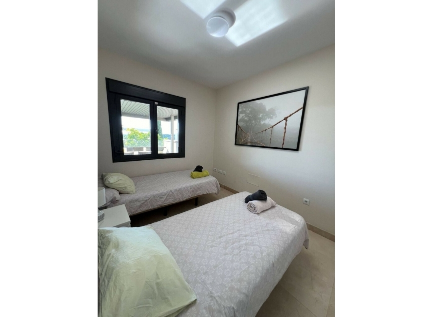Resale - Apartment -
Los Flamingos