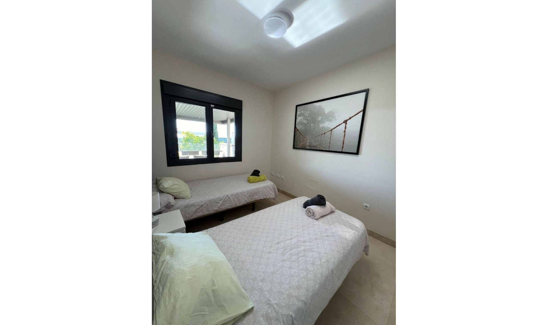 Resale - Apartment -
Los Flamingos