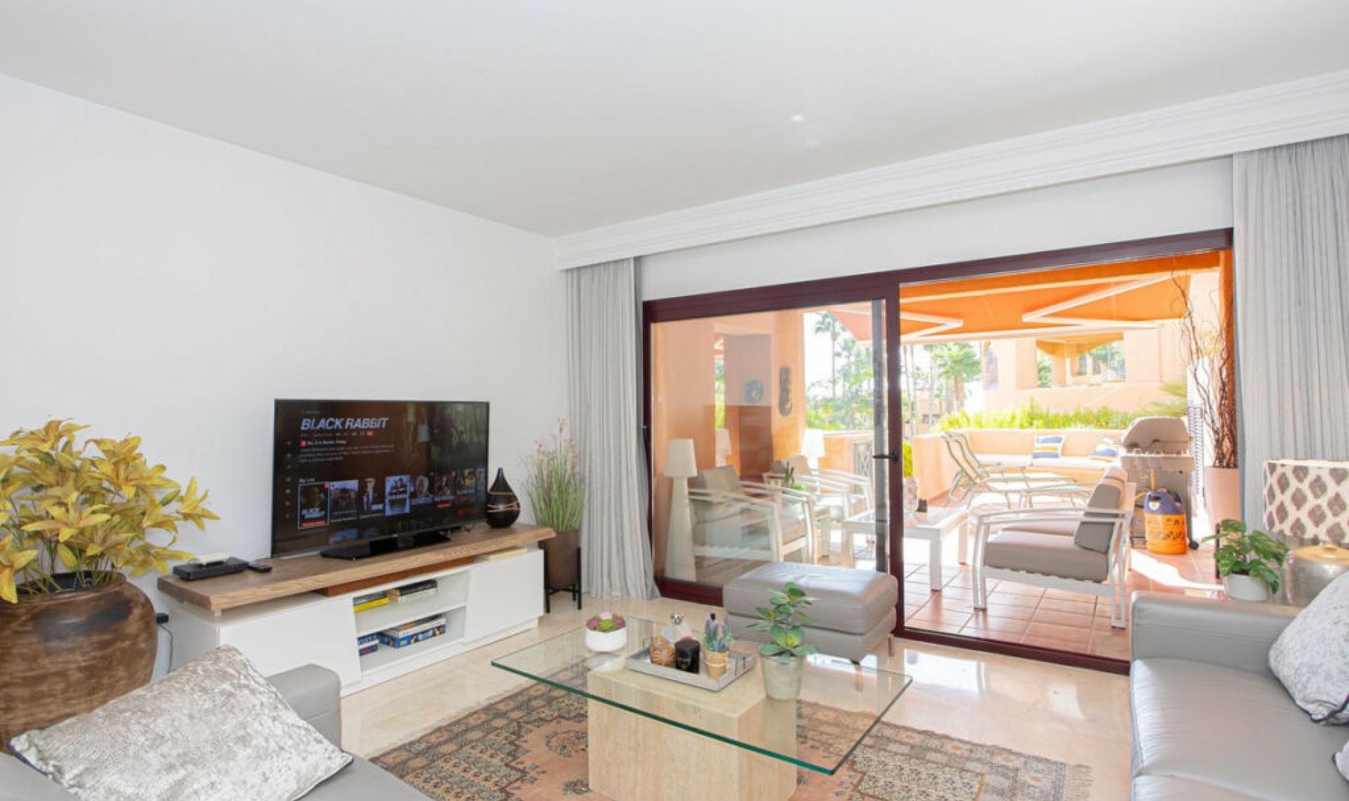 Resale - Apartment -
Los Flamingos