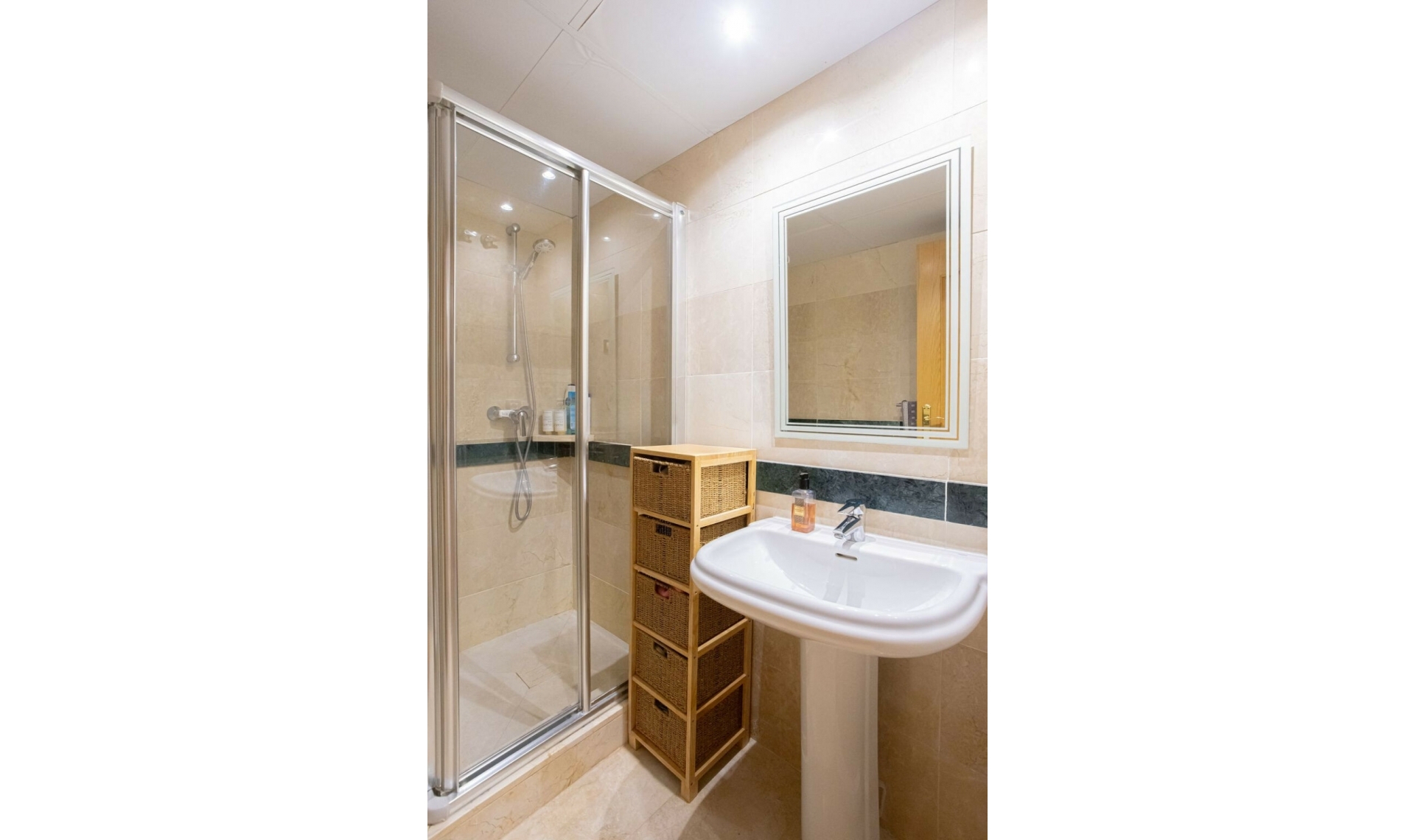 Resale - Apartment -
Los Flamingos