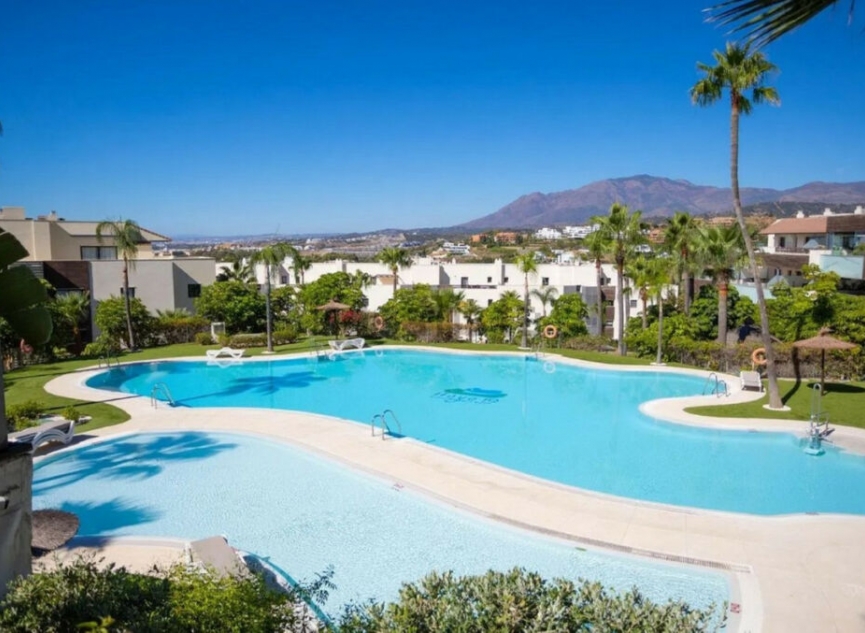 Resale - Apartment -
Los Flamingos