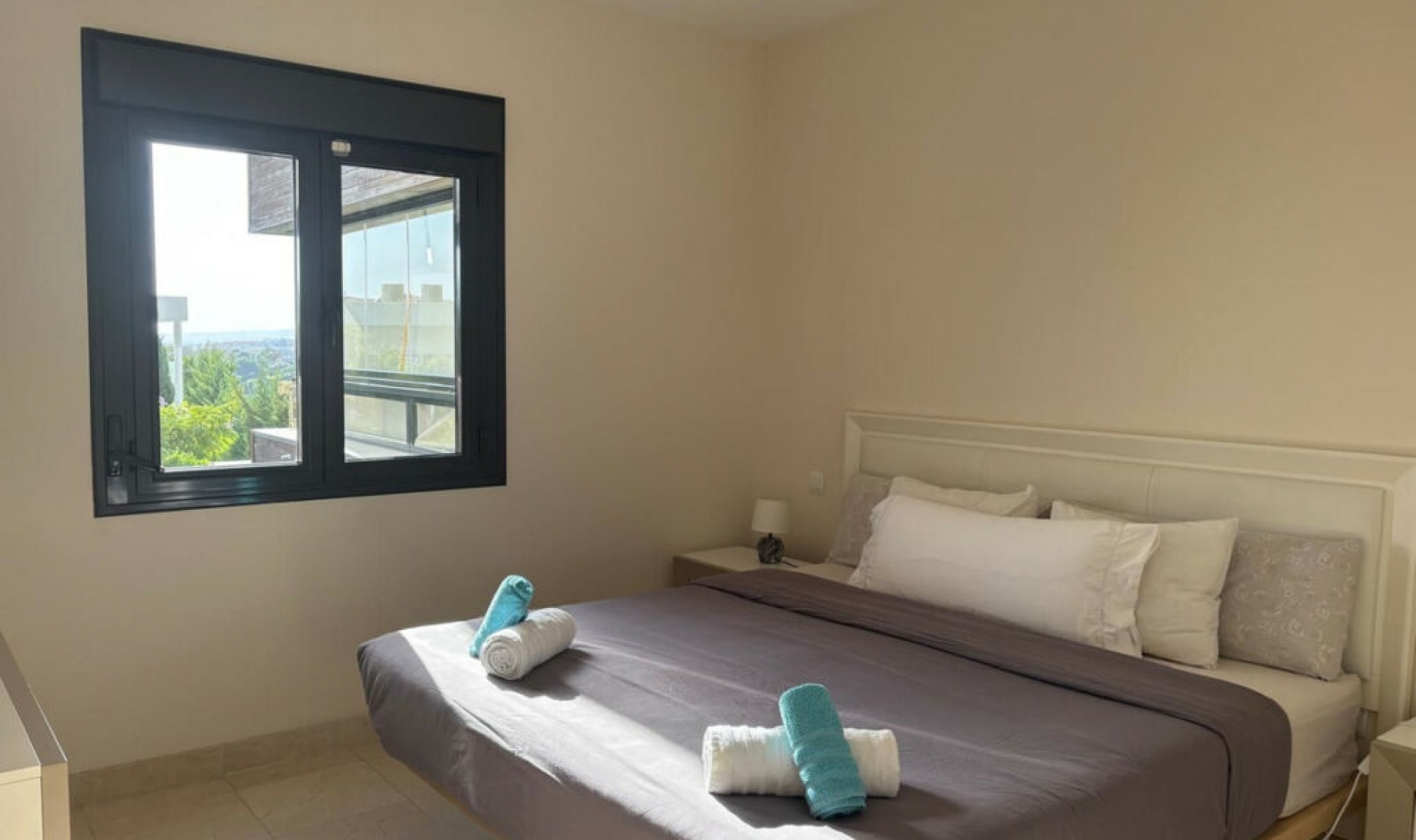 Resale - Apartment -
Los Flamingos