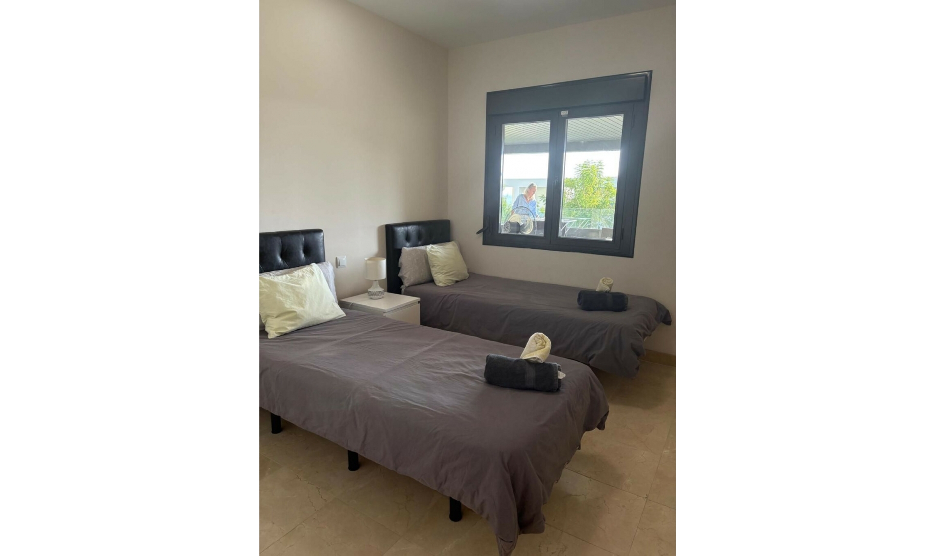 Resale - Apartment -
Los Flamingos