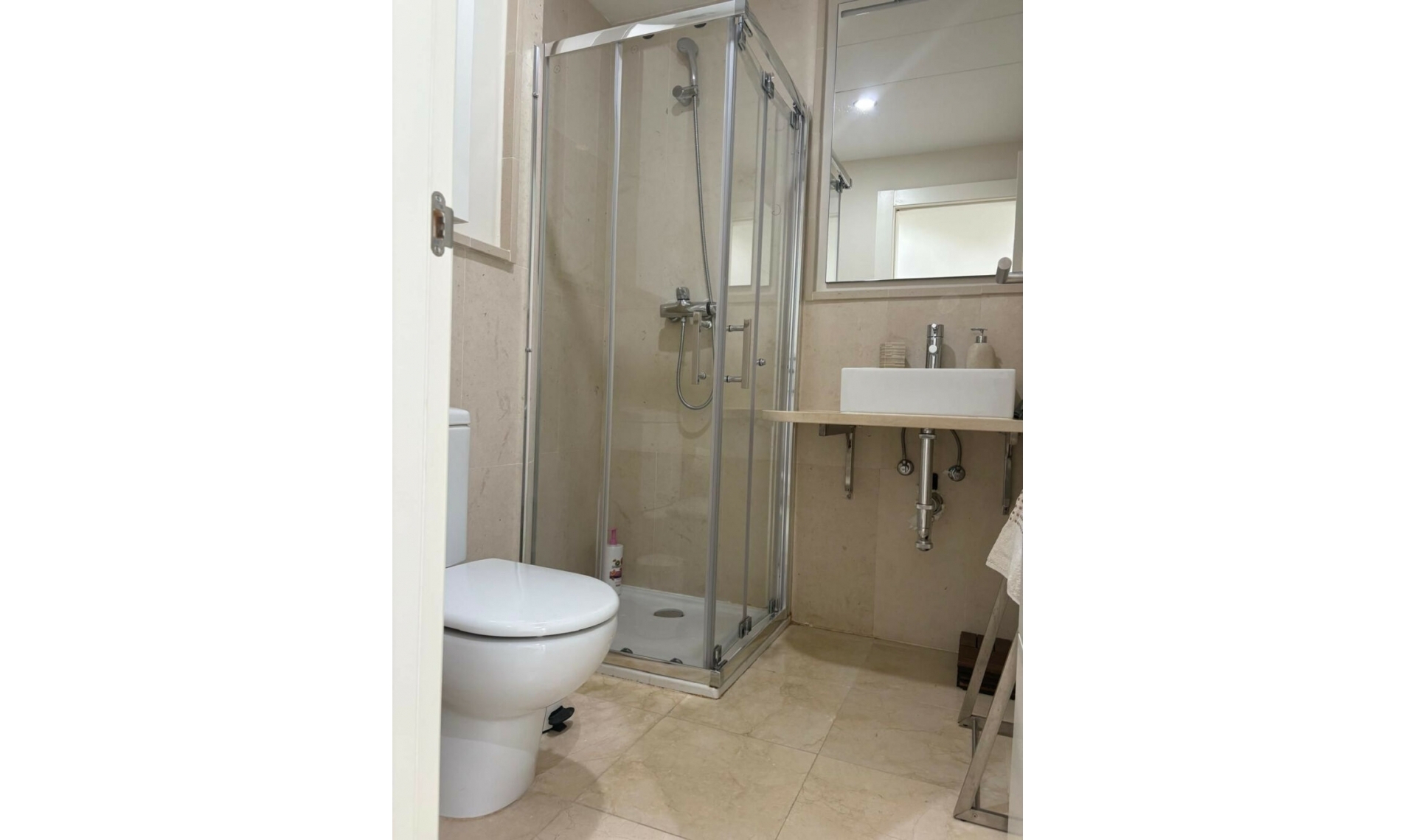 Resale - Apartment -
Los Flamingos