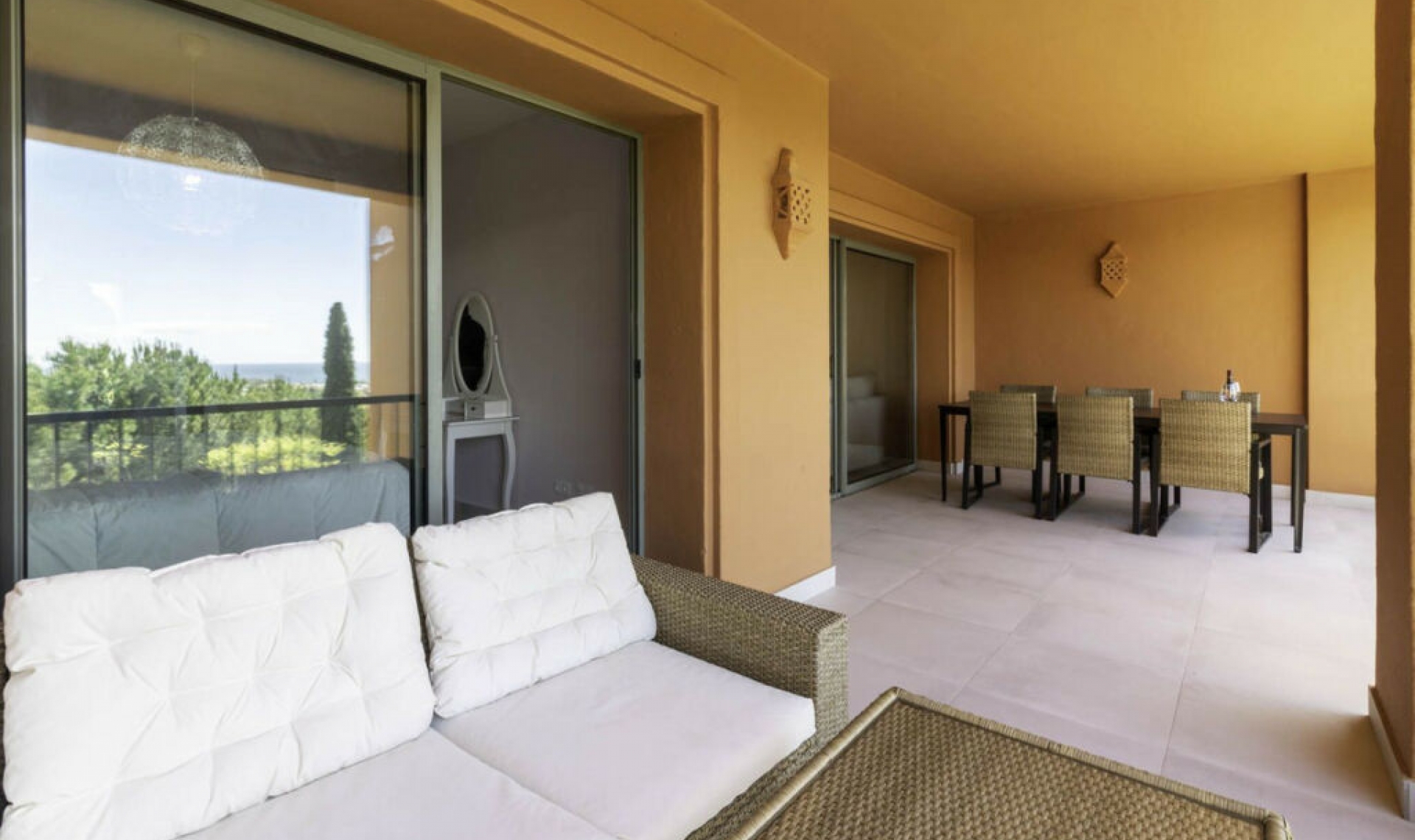 Resale - Apartment -
Los Flamingos