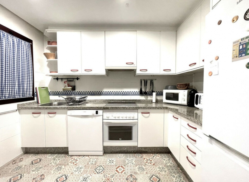 Resale - Apartment -
Los Monteros