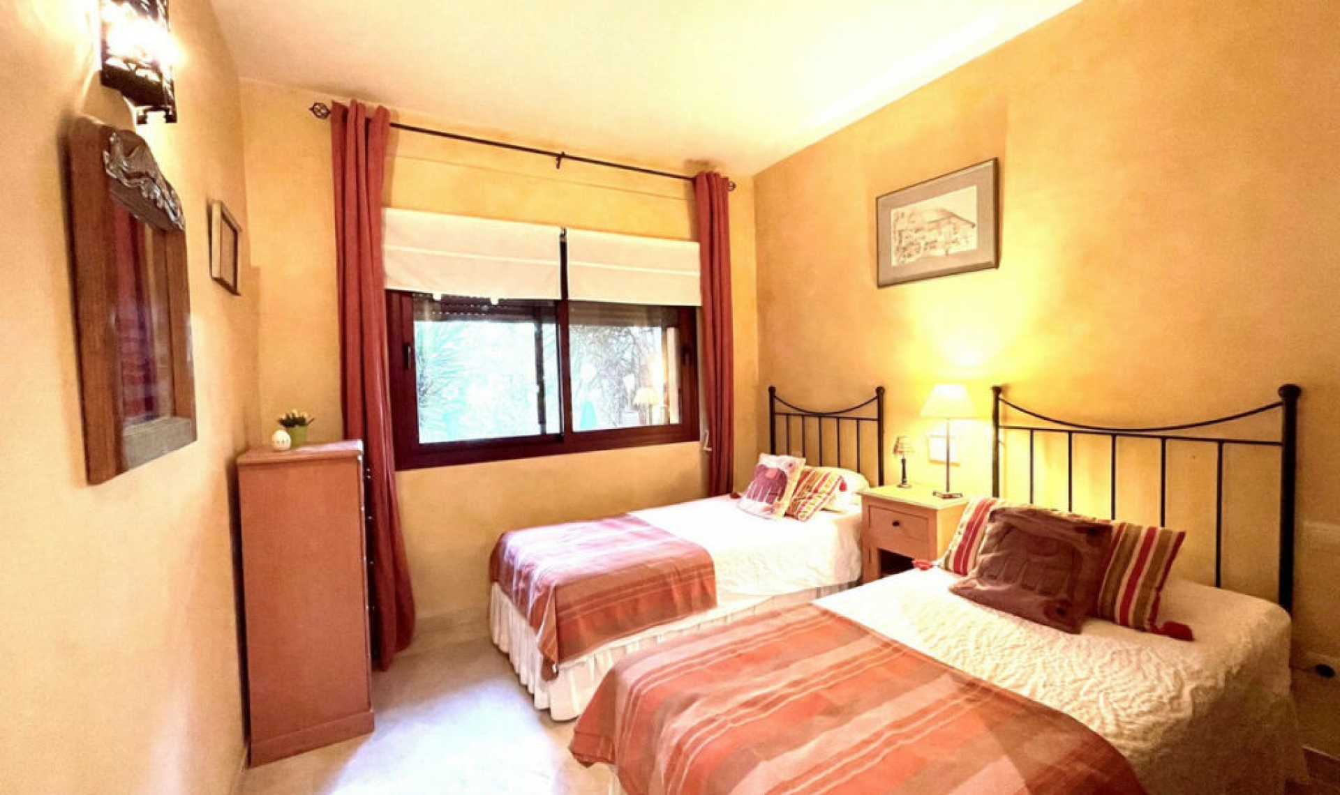 Resale - Apartment -
Los Monteros